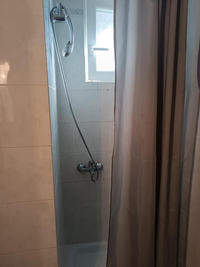 Appartement Vasilis à Rafína Extérieur photo